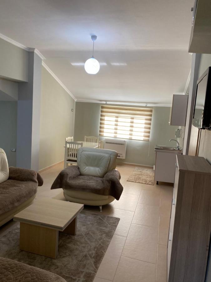 Cozy Guesthome Korce Exterior photo