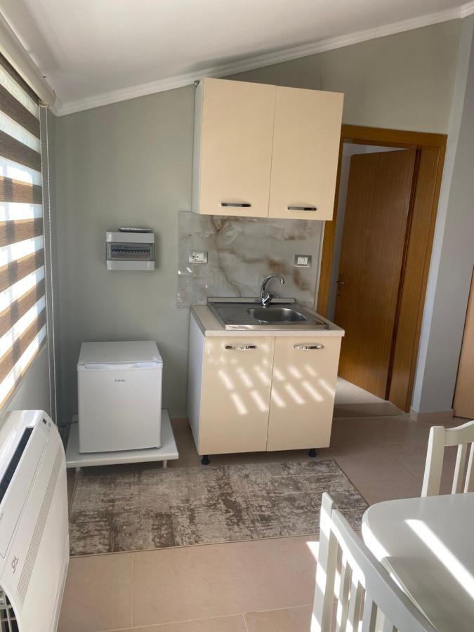 Cozy Guesthome Korce Exterior photo